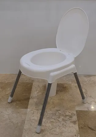 توالت فرنگی ناصر پلاستیک مدل MD1450