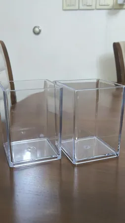 استند لوازم آرایشی مدل M