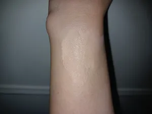 تجریه خرید کرم پودر تیوبی مای شماره 202