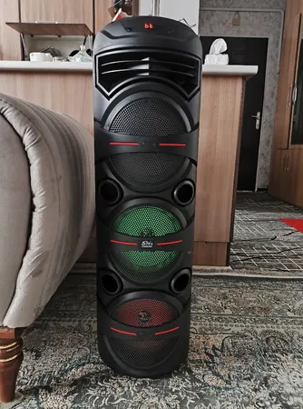 اسپیکر بلوتوثی قابل حمل مدل ZQS-8302