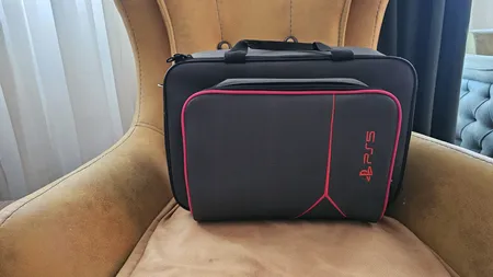 کیف حمل کنسول بازی پلی استیشن5 مدل برزنتی