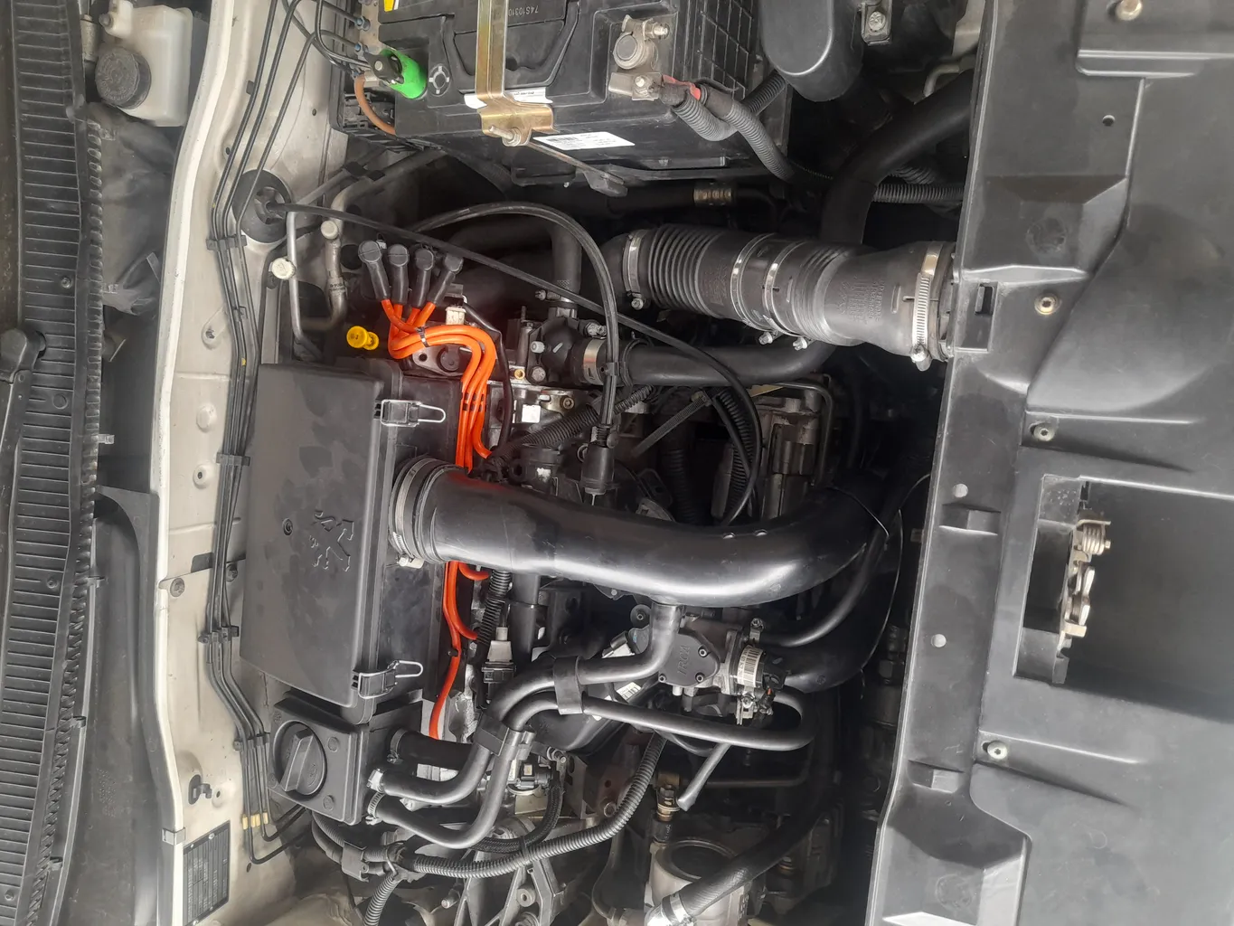 وایر شمع تقویتی خودرو ان جی کی کد 05 مناسب برای پژو 405 بسته 4 عددی