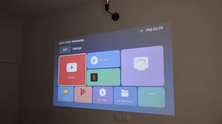 ویدئو پروژکتور یومیو مدل umiio Q2