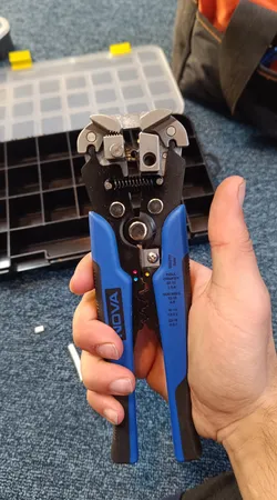 انبر سیم لخت کن اتوماتیک نووا مدل 8058 سایز 8 اینچ