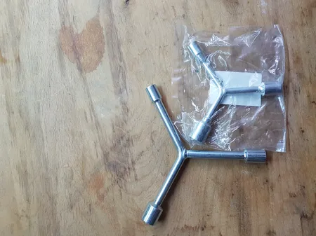 آچار بکس مدل سه پر سایز 8 و 10 و 12 میلی متر