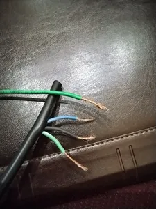 تجریه خرید کابل برق افشان 3 در 2.5 نت کابل مدل C0018