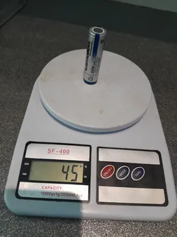 باتری لیتیوم-یون قابل شارژ کملیون کد ICR-18650 ظرفیت 2200 میلی آمپرساعت