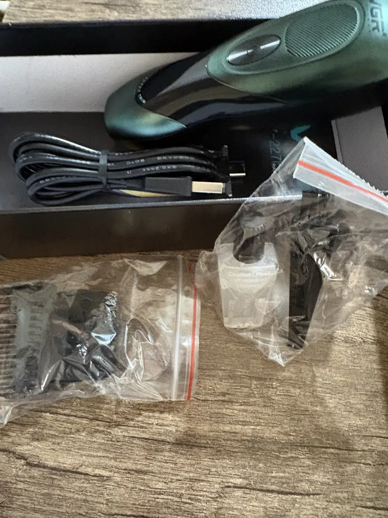 ماشین اصلاح موی سر و صورت وی جی ار مدل V-227