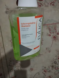 تجریه خرید شامپو کاهش دهنده چربی فولیکا مخصوص موهای چرب حجم 200 میلی‌لیتر