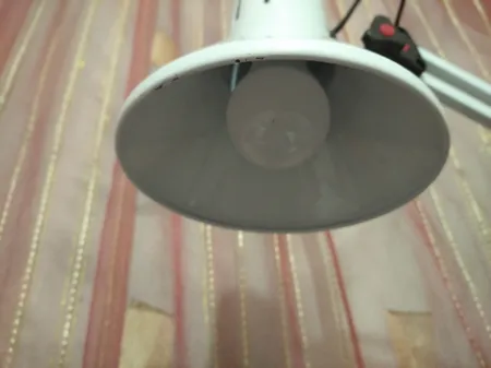 چراغ مطالعه مدل EN-101 همراه با لامپ ال ای دی 6 وات سهند E27