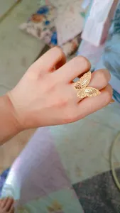 تجریه خرید انگشتر طلا 18 عیار زنانه طلا و شمش برلیان مدل پروانه کد 2025