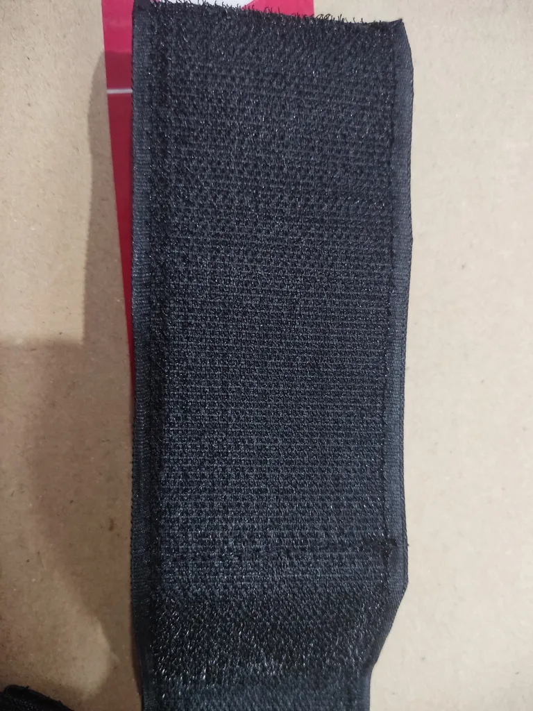 کمربند نظم دهنده صندوق عقب خودرو نادیاهوم مدل چسبی بسته 2 عددی