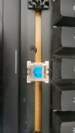 کیبورد مخصوص بازی مکانیکی رپو مدل V500PRO، مکانیکال سوییچ آبی، Full size، نورپردازی RGB