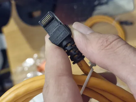 کابل شبکه Cat6 نگزنس مدل P1AO50OK