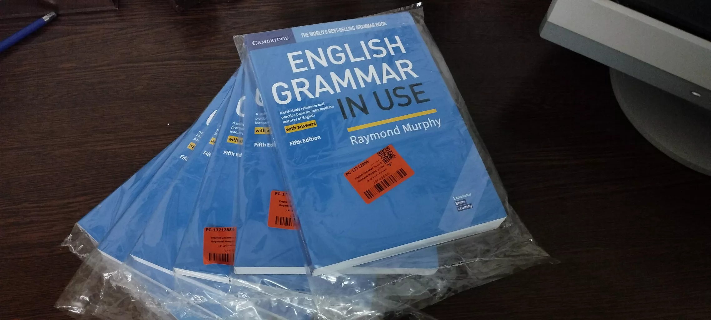 کتاب English Grammar In Use اثر Raymond Murphy انتشارات اشتیاق نور