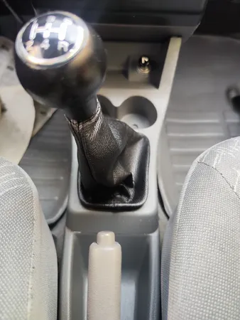 سر دنده چیکال مدل B-22-23_M15 مناسب برای پراید X100 به همراه گردگیر دنده و ترمز دستی