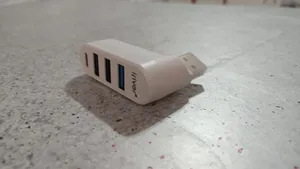 تجریه خرید هاب 4 پورت آی ریور مدل RotoPro USB3.0