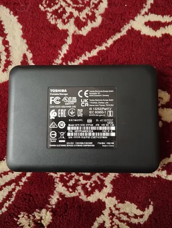 هارد اکسترنال توشیبا مدل Canvio Ready ظرفیت چهار ترابایت دارای رابط USB Type-A 3.0