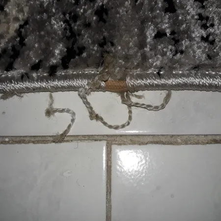 فرش ماشینی ساوین کد 4083 زمینه مشکی