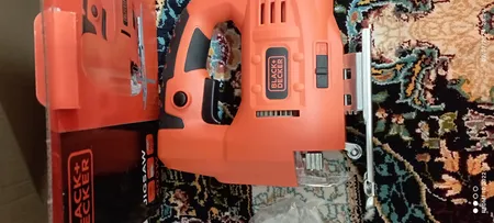 اره عمودبر بلک اند دکر مدل JS10-B5