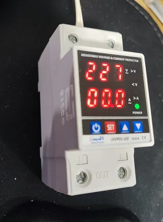 محافظ ولتاژ اتکو مدل ET-63A-VA