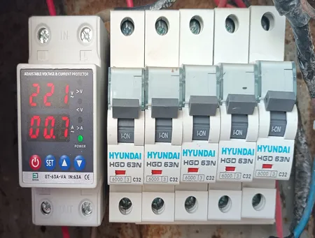 محافظ ولتاژ اتکو مدل ET-63A-VA