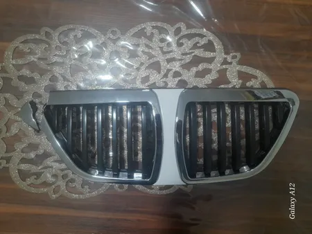 جلو پنجره مدل BW مناسب برای تیبا