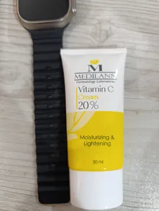 تجریه خرید کرم مرطوب کننده و روشن کننده مدیلن مدل Vitamin C حجم 30 میلی لیتر