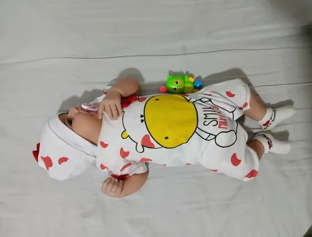 ست سرهمی و کلاه نوزادی دخترانه طرح گاو کد M268