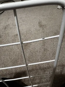 قفسه فلزی مدل مشبک M48