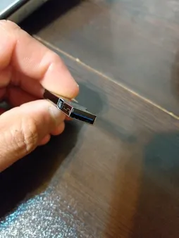 فلش مموری ای دیتا مدل UV350 ظرفیت 32 گیگابایت