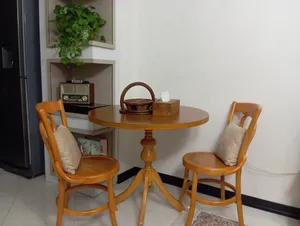 تجریه خرید میز و صندلی ناهارخوری 2 نفره مدل lahs-ghalb02