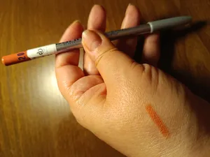 تجریه خرید مداد لب و چشم بارین بیوتی شماره 20