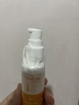 کرم ضد آفتاب بدون رنگ آرت وینا SPF 50 مدل Highly Effective ‌محافظ UVA ،UVB و PA+++، ضد حساسیت، ضد چروک و ضد پیری مناسب انواع پوست‌ حجم 50 میلی‌لیتر