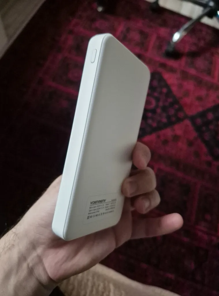 پاوربانک 10 وات وی دنمن وی مدل dp 09 ظرفیت 10000 میلی آمپر ساعت