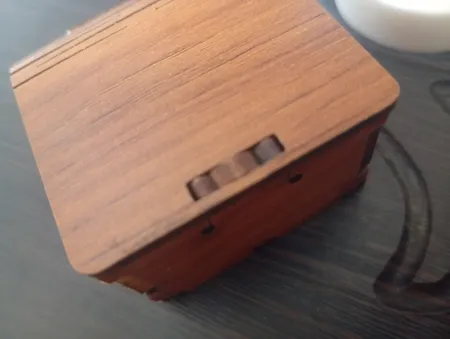 نیم ست آف ناز طرح پروانه مدل N17