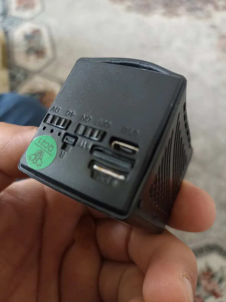 دوربین خودرو مدل BAT300-4G سیم کارتی