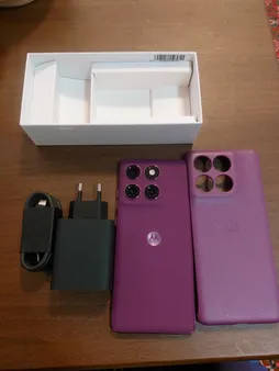 گوشی موبایل موتورولا مدل Edge 60 Pro دو سیم کارت ظرفیت 512 گیگابایت و رم 12 گیگابایت