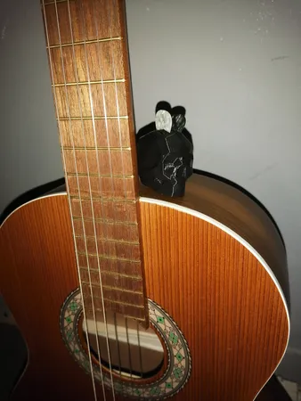 نگهدارنده پیک گیتار مدل Skull