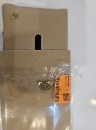 جای دستمال کاغذی خودرو مدل چرمی به همراه نگهدارنده خودکار