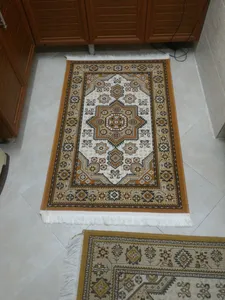 تجریه خرید گلیم ماشینی بزرگمهر طرح 2004 زمینه کرم