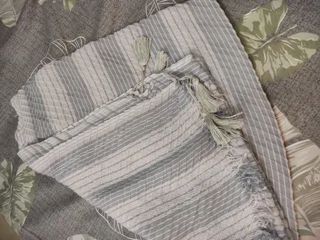 شال زنانه مدل پلیسه حصیری