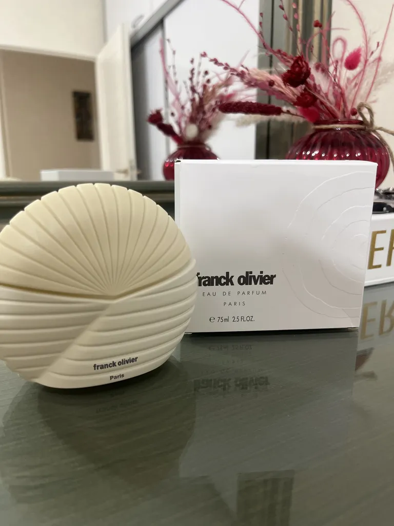 ادوپرفیوم زنانه فرانک اولیویر مدل EDP حجم 100 میلی‌لیتر