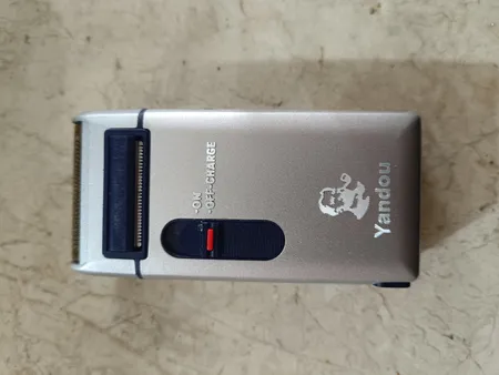 ماشین اصلاح موی صورت یاندو مدل Sv-w301u به همراه تیغه و توری یدک