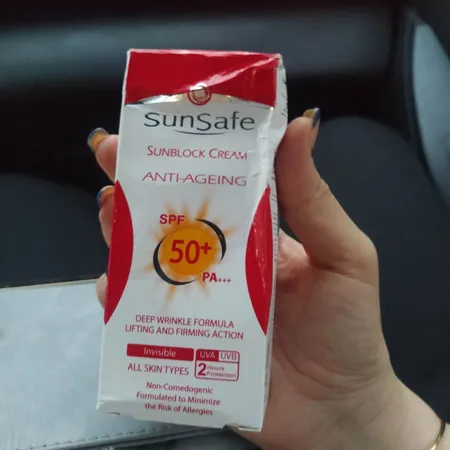 کرم ضدآفتاب و ضدچروک سان‌سیف، حجم 50 میلی‌لیتر