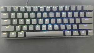 تجریه خرید کیبورد گیمینگ ریزر مدل Huntsman Mini، سوییچ مکانیکال Optical بنفش، Tenkeyless، نورپردازی RGB