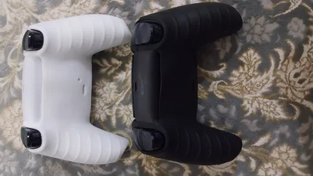 محافظ دسته پلی استیشن 5 مدل Simple