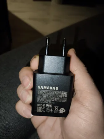 شارژر دیواری 45 وات سامسونگ مدل EP-T4510 به همراه کابل تبدیل USB-C