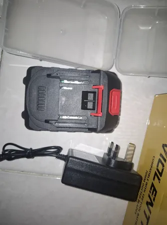 دستگاه دمنده 18 وات ویولت مدل VIOLET FAN مدل F018