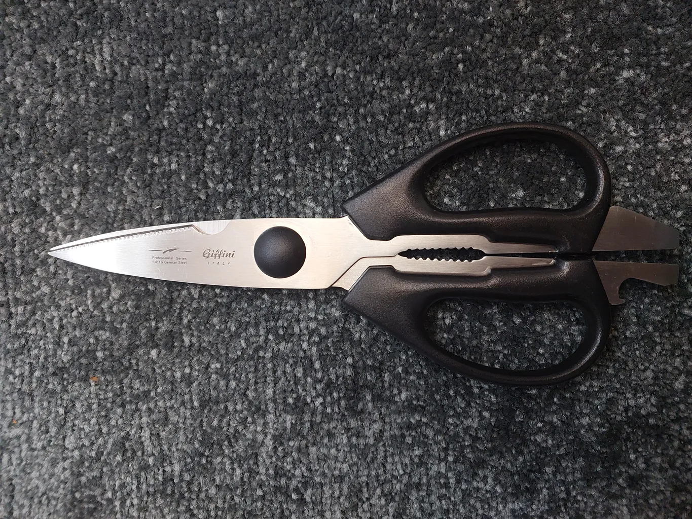 قیچی آشپزخانه جی فی نی مدل 01